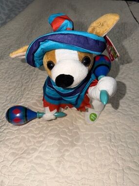 Animated Mariachi Chihuahua Dog singing “MACARENA” sings and shakes Maracas.